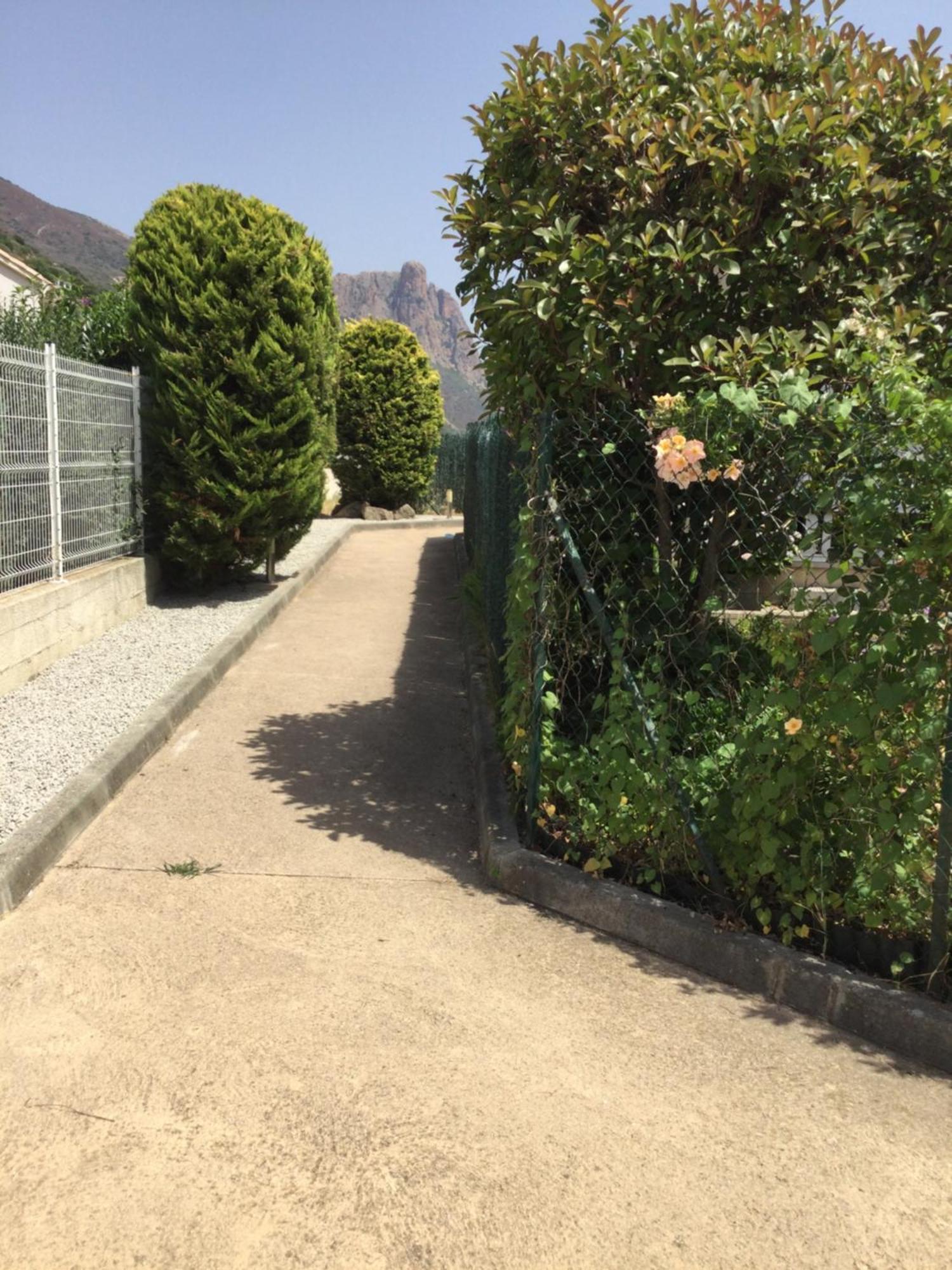 Mini-Villa Mitoyenne De Type F2 Proche Golfe De Lava Appietto Bagian luar foto